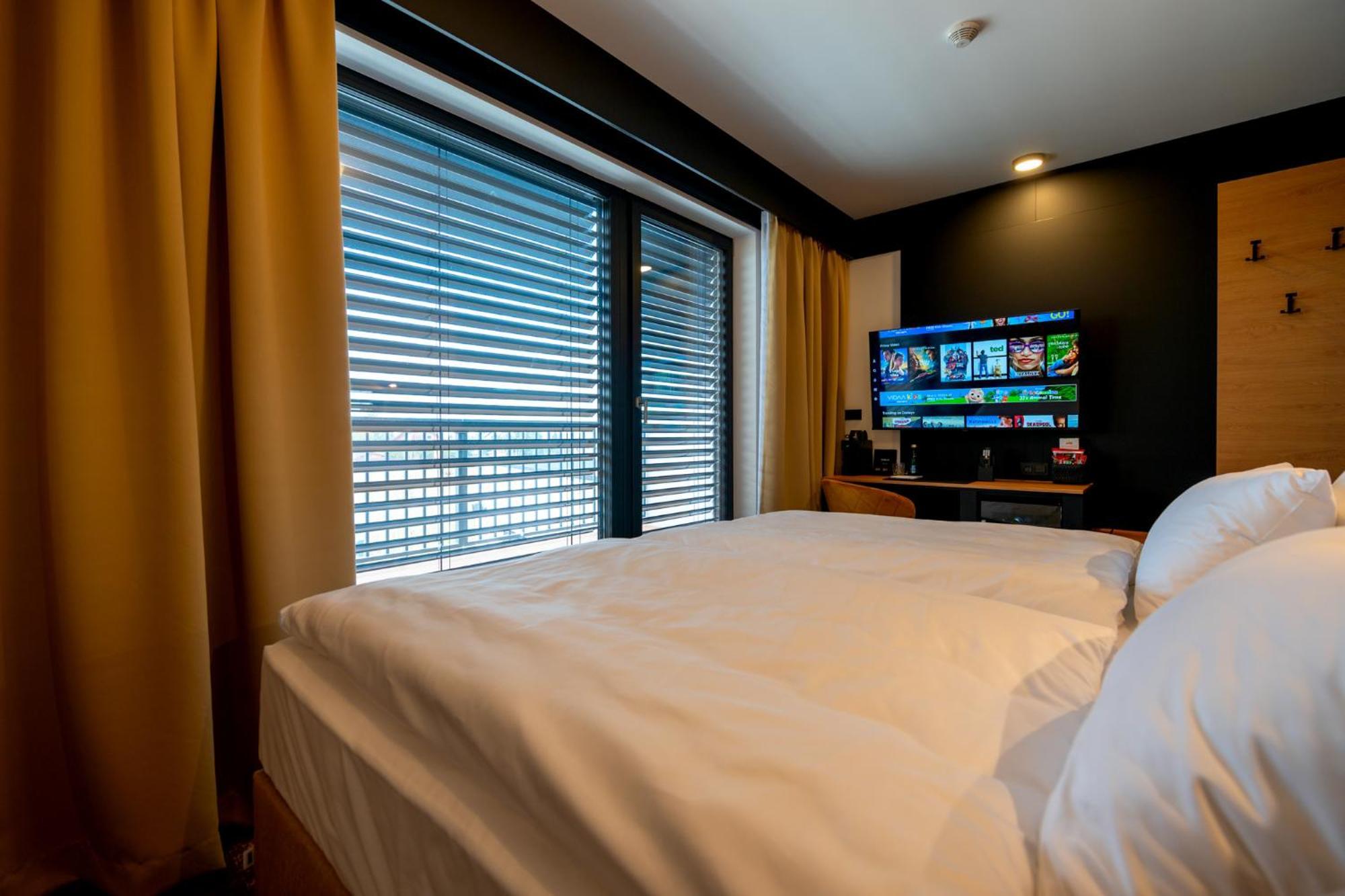 Hotel Nobilis - Mlada Boleslav Bradlec  المظهر الخارجي الصورة