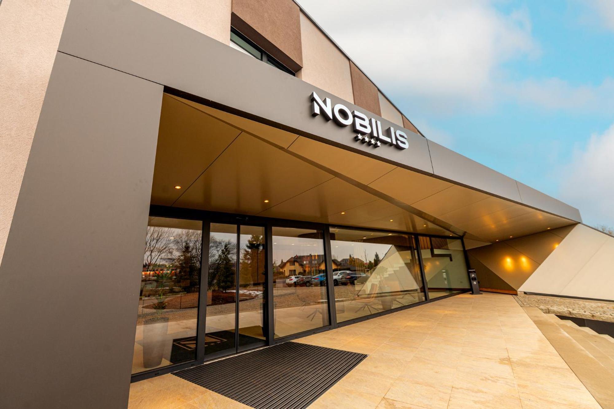 Hotel Nobilis - Mlada Boleslav Bradlec  المظهر الخارجي الصورة